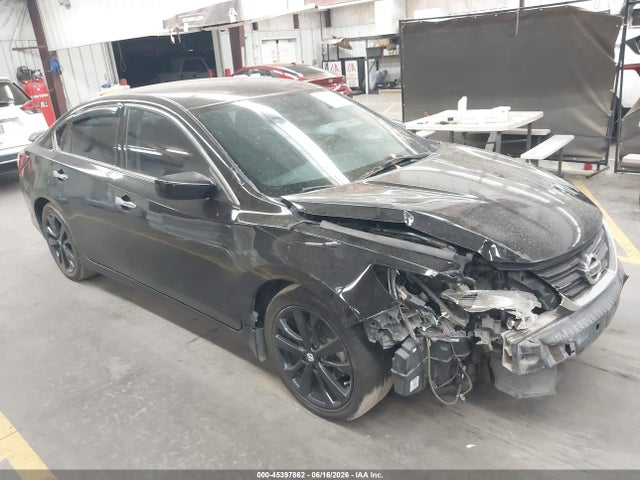 Продажа на аукционе авто 2017 Nissan Altima 2.5 Sr, vin: 1N4AL3AP0HC197437, номер лота: 45397862