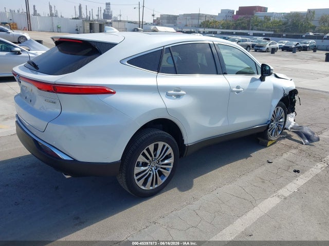 Toyota Venza Limited 2024 JTEAAAAH3RJ170559 Image 4