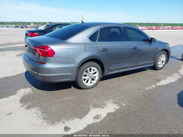 Aukcja sprzedaży 2016 Volkswagen Passat 1.8t S, vin: 1VWAT7A38GC025215, numer aukcji: 45397916