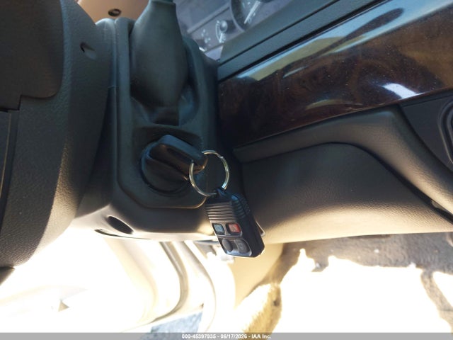 Продаж на аукціоні авто 2008 Mercury Grand Marquis Ls, vin: 2MEFM75V08X652592, номер лоту: 45397935