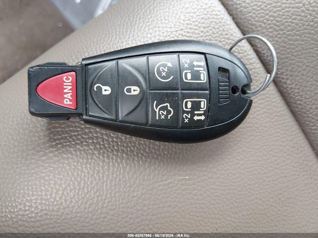 45397966 :رقم المزاد ، 2C4RC1CG8CR412240 vin ، 2012 Chrysler Town & Country Touring-l مزاد بيع