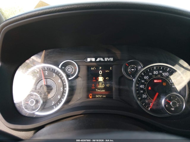 Aukcja sprzedaży 2024 Ram 1500 Tradesman Quad Cab 4x4 6'4 Box, vin: 1C6RRFCG7RN138389, numer aukcji: 45397980