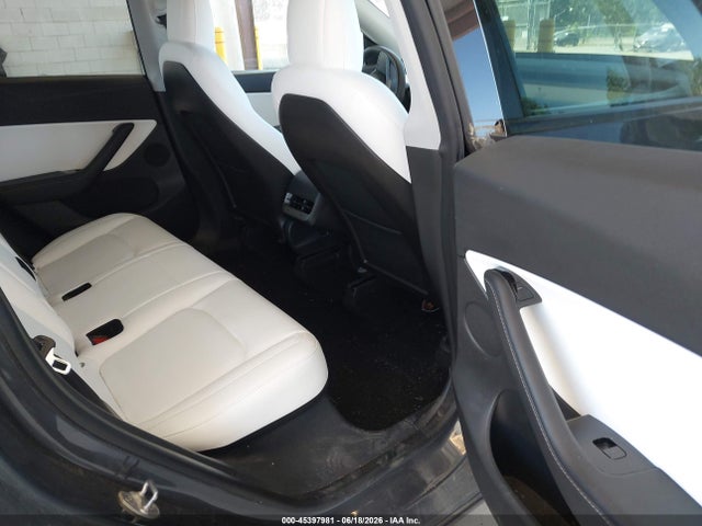 45397981 :رقم المزاد ، 5YJYGDEE1LF018006 vin ، 2020 Tesla Model Y Long Range Dual Motor All-wheel Drive مزاد بيع
