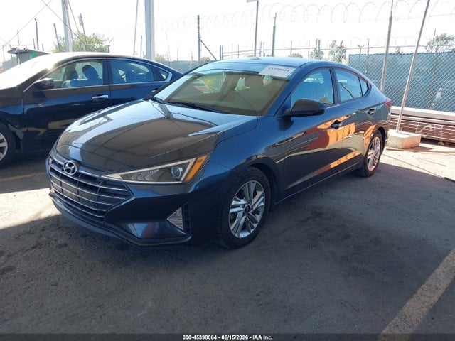 2020 Hyundai Elantra Sel მანქანა იყიდება აუქციონზე, vin: 5NPD84LF8LH556730, აუქციონის ნომერი: 45398064