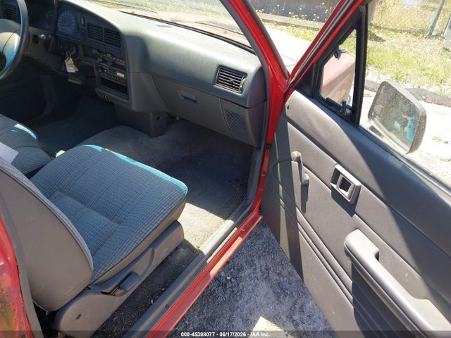 1990 Toyota Pickup 1/2 Ton Ex Lng Whlbse Dlx მანქანა იყიდება აუქციონზე, vin: JT4VN93D9L5010317, აუქციონის ნომერი: 45398077