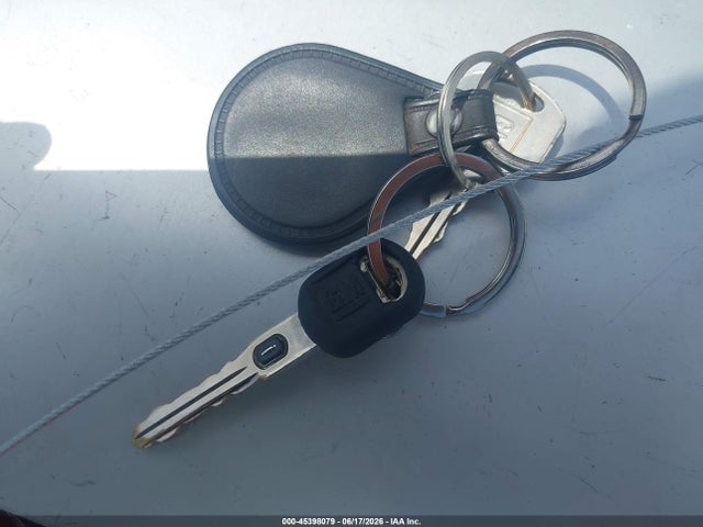 45398079 :رقم المزاد ، 2G4WS52J811276483 vin ، 2001 Buick Century Custom مزاد بيع