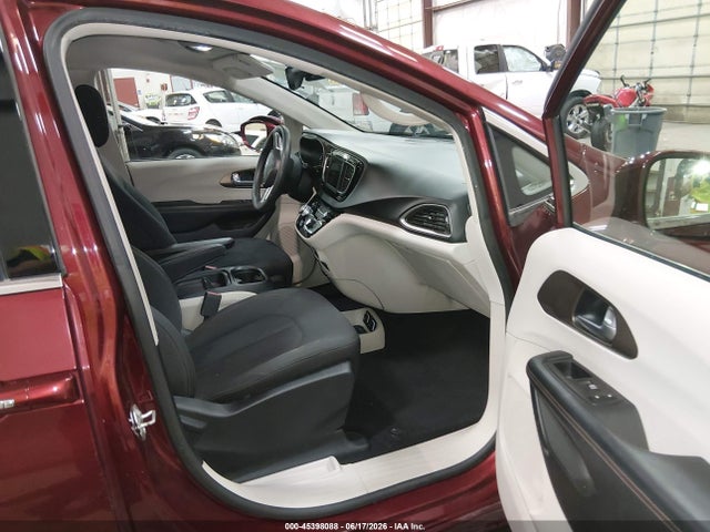 Продаж на аукціоні авто 2018 Chrysler Pacifica Touring Plus, vin: 2C4RC1FG8JR123769, номер лоту: 45398088