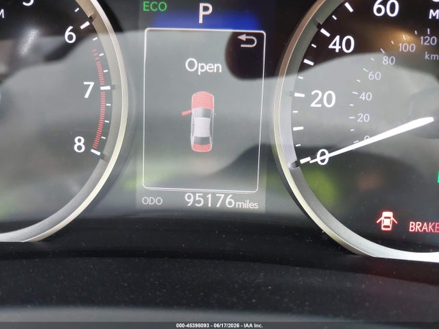 45398093 :رقم المزاد ، JTHBE1D28G5026613 vin ، 2016 Lexus Is 350 مزاد بيع