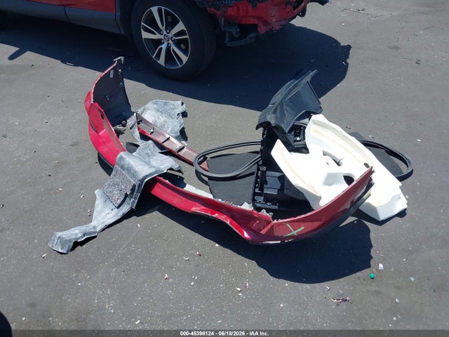 JTMWFREV2HJ110880 Toyota Rav4 Xle