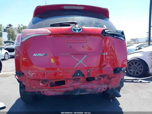 JTMWFREV2HJ110880 Toyota Rav4 Xle