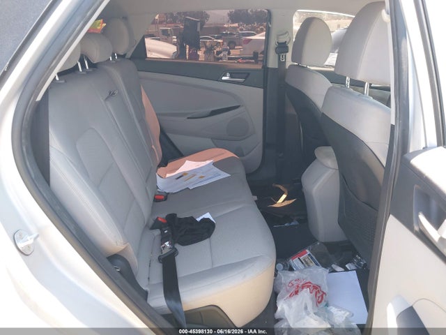 KM8J23A43KU004763 Hyundai TUCSON SE
