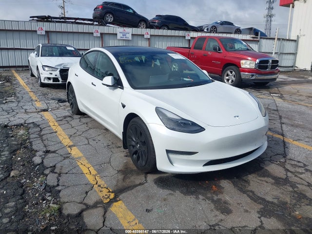 2021 5YJ3E1EA3MF062182 головне зображення