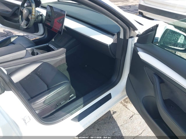 Tesla Model 3 Standard Range Plus Rear-wheel Drive 2021 5YJ3E1EA3MF062182 Image 5
