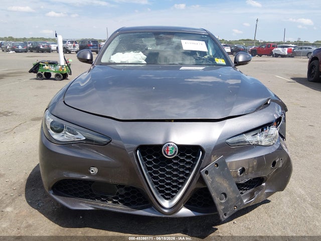 Alfa Romeo Giulia Ti Awd 2017 ZARFAEEN3H7529475 Image 12