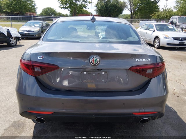 Alfa Romeo Giulia Ti Awd 2017 ZARFAEEN3H7529475 Image 16