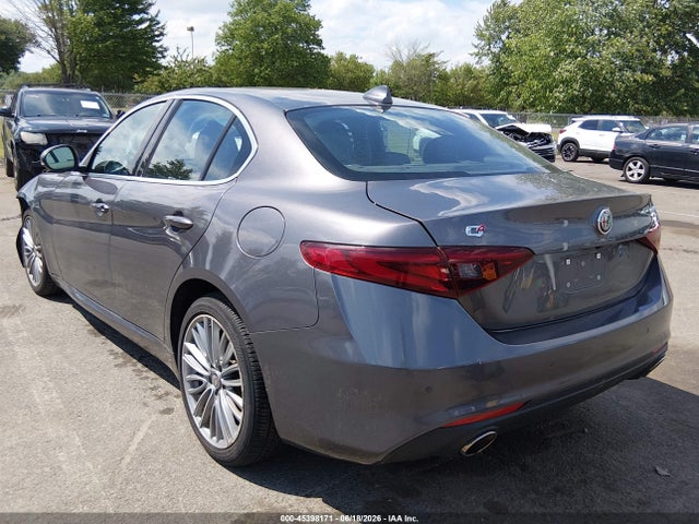 Alfa Romeo Giulia Ti Awd 2017 ZARFAEEN3H7529475 Image 3