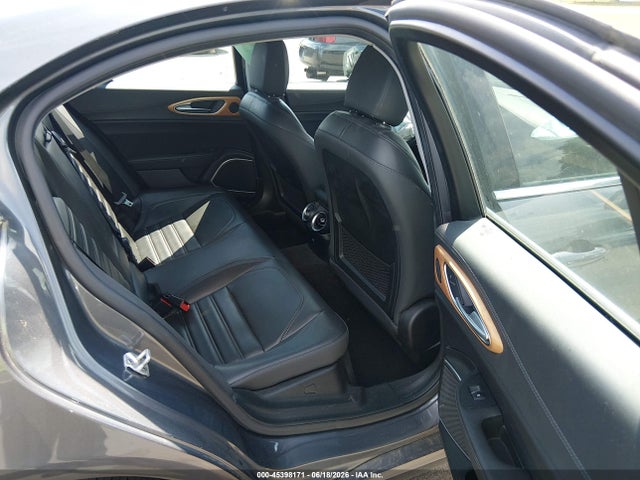 Alfa Romeo Giulia Ti Awd 2017 ZARFAEEN3H7529475 Image 8
