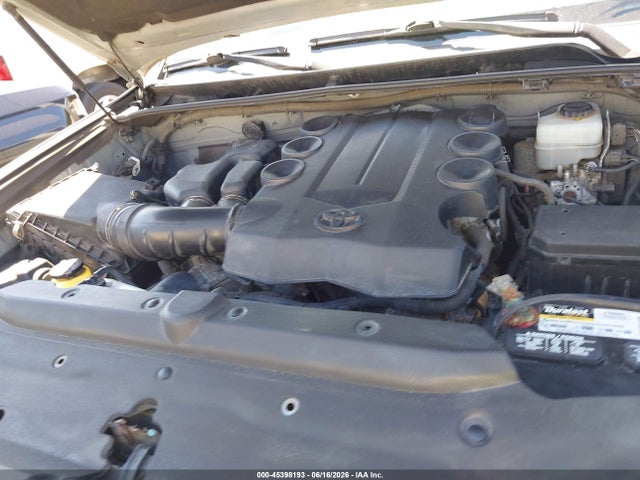 2017 Toyota 4runner Trd Pro მანქანა იყიდება აუქციონზე, vin: JTEBU5JR3H5424547, აუქციონის ნომერი: 45398193