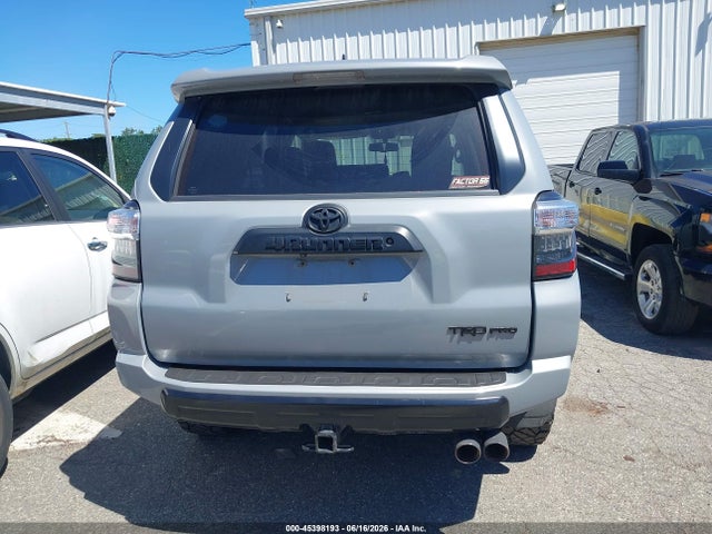 2017 Toyota 4runner Trd Pro მანქანა იყიდება აუქციონზე, vin: JTEBU5JR3H5424547, აუქციონის ნომერი: 45398193