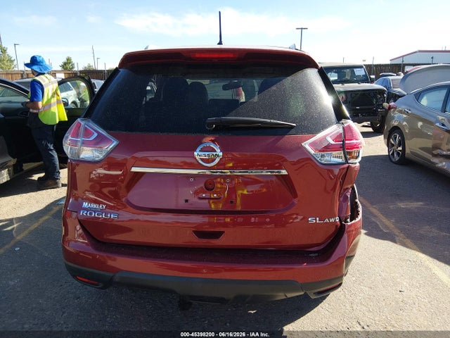 2015 Nissan Rogue Sl მანქანა იყიდება აუქციონზე, vin: 5N1AT2MV4FC824549, აუქციონის ნომერი: 45398200