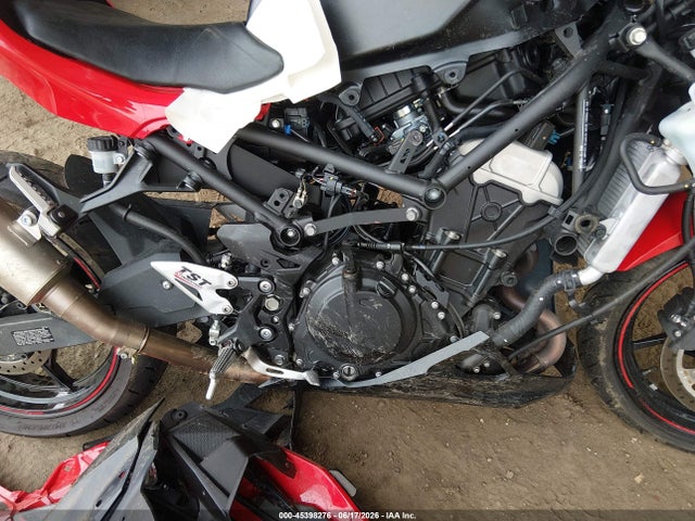 45398276 :رقم المزاد ، ML5EXGG14SDA60705 vin ، 2025 Kawasaki Ex500 مزاد بيع