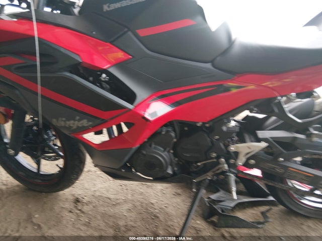 45398276 :رقم المزاد ، ML5EXGG14SDA60705 vin ، 2025 Kawasaki Ex500 مزاد بيع