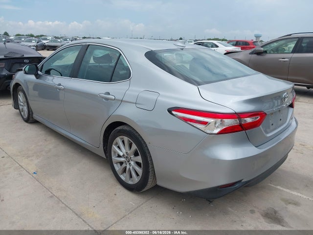 Toyota CAMRY LE 2019 4T1B11HK3KU255489 Image 3