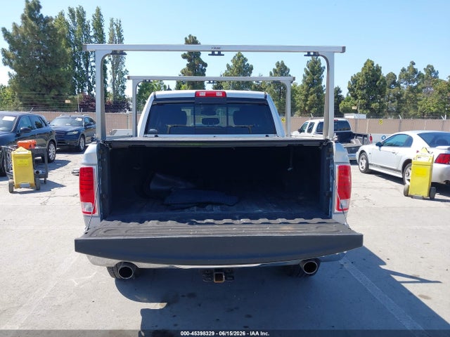 45398329 :رقم المزاد ، 1C6RR7NM8JS355044 vin ، 2018 Ram 1500 Laramie  4x4 5'7 Box مزاد بيع
