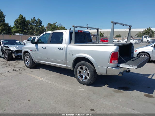 45398329 :رقم المزاد ، 1C6RR7NM8JS355044 vin ، 2018 Ram 1500 Laramie  4x4 5'7 Box مزاد بيع