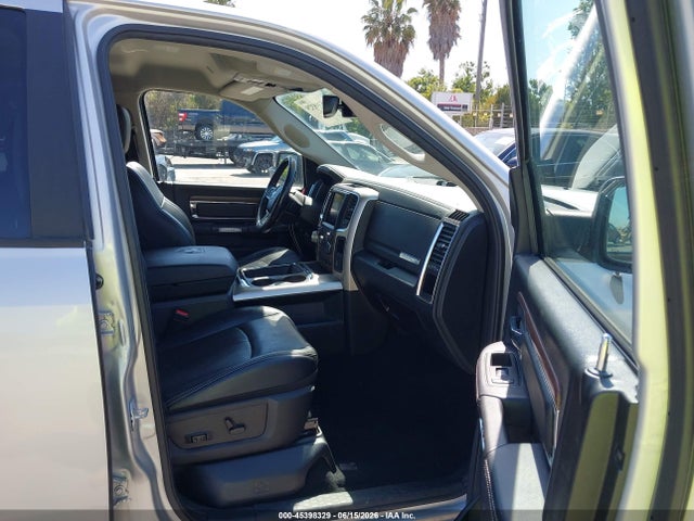 45398329 :رقم المزاد ، 1C6RR7NM8JS355044 vin ، 2018 Ram 1500 Laramie  4x4 5'7 Box مزاد بيع
