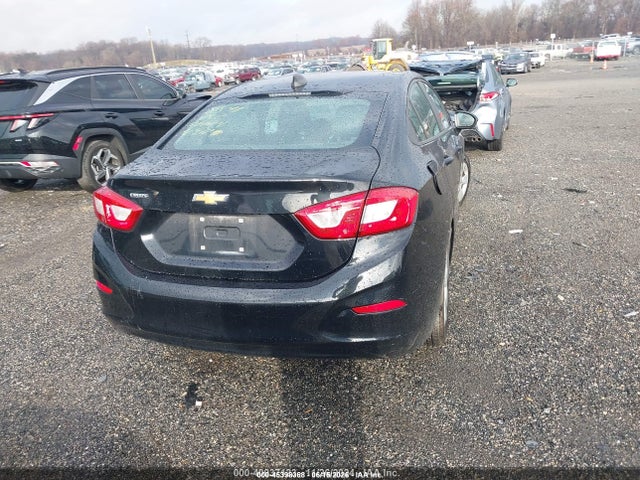 Aukcja sprzedaży 2018 Chevrolet Cruze Ls Auto, vin: 1G1BC5SM8J7135841, numer aukcji: 45398368