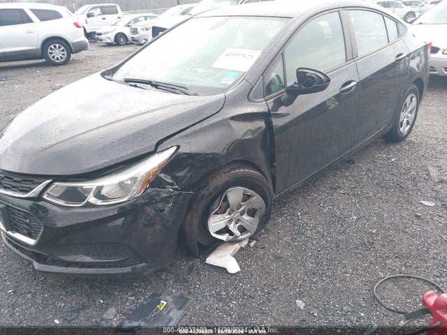 Aukcja sprzedaży 2018 Chevrolet Cruze Ls Auto, vin: 1G1BC5SM8J7135841, numer aukcji: 45398368