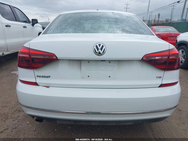 Aukcja sprzedaży 2018 Volkswagen Passat 2.0t R-line/2.0t S, vin: 1VWAA7A30JC016442, numer aukcji: 45398374