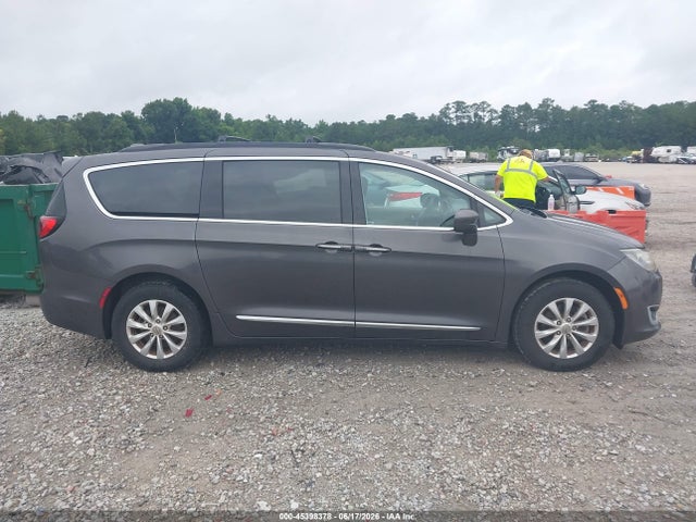 Aukcja sprzedaży 2017 Chrysler Pacifica Touring-l, vin: 2C4RC1BG3HR539647, numer aukcji: 45398378