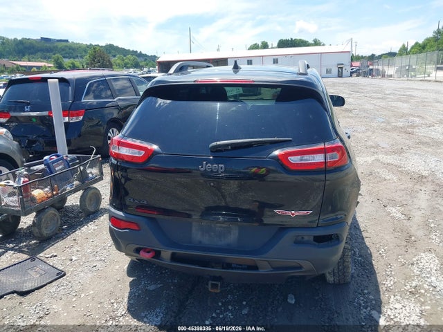 2017 Jeep Cherokee Trailhawk 4x4 მანქანა იყიდება აუქციონზე, vin: 1C4PJMBS9HW620713, აუქციონის ნომერი: 45398385