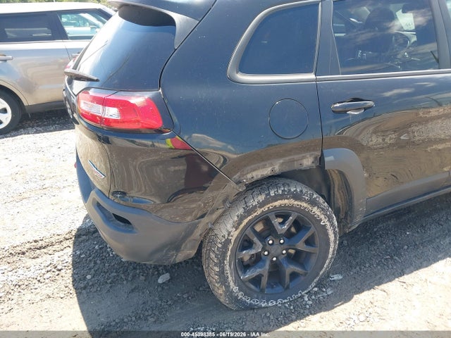 2017 Jeep Cherokee Trailhawk 4x4 მანქანა იყიდება აუქციონზე, vin: 1C4PJMBS9HW620713, აუქციონის ნომერი: 45398385