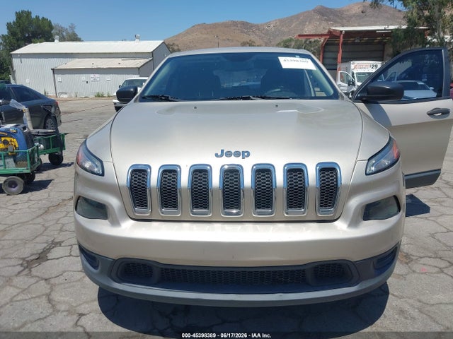 1C4PJLAB1FW700628 Jeep Cherokee Sport