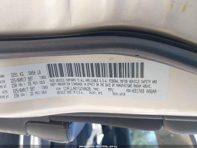 1C4PJLAB1FW700628 Jeep Cherokee Sport