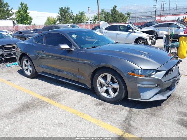 2018 1FA6P8TH3J5114526 main image