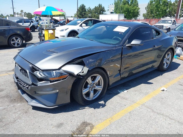 Ford Mustang Ecoboost 2018 1FA6P8TH3J5114526 Image 2