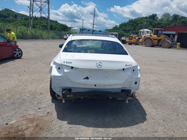 2025 Mercedes-benz C 300 მანქანა იყიდება აუქციონზე, vin: W1KAF4HB4SR292921, აუქციონის ნომერი: 45398432