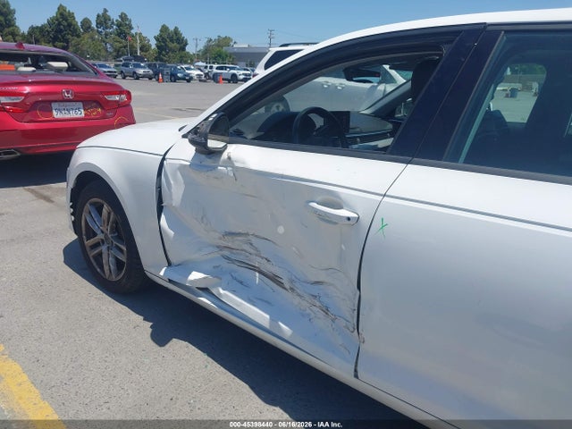 Audi A4 PREMIUM 2017 WAUANAF41HA141927 Image 18