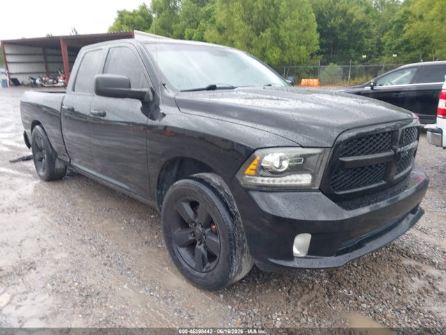 RAM 1500 Express 2015 1C6RR6FT5FS517686 головне зображення