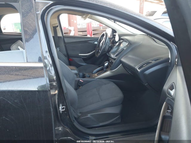 45398462 :رقم المزاد ، 1FAHP3H27CL373695 vin ، 2012 Ford Focus Sel مزاد بيع