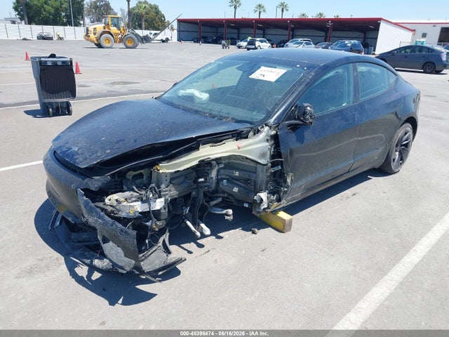 Tesla Model 3 Performance All-wheel Drive 2025 5YJ3E1ET6SF985335 Image 2