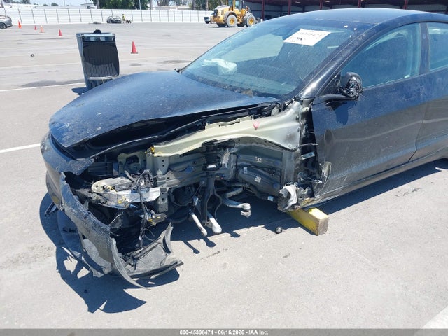 Tesla Model 3 Performance All-wheel Drive 2025 5YJ3E1ET6SF985335 Image 6