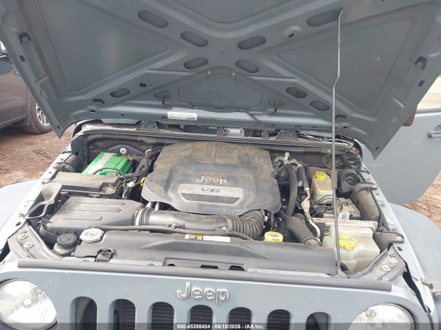 Продаж на аукціоні авто 2015 Jeep Wrangler Unlimited Sport, vin: 1C4BJWDG5FL641555, номер лоту: 45398484