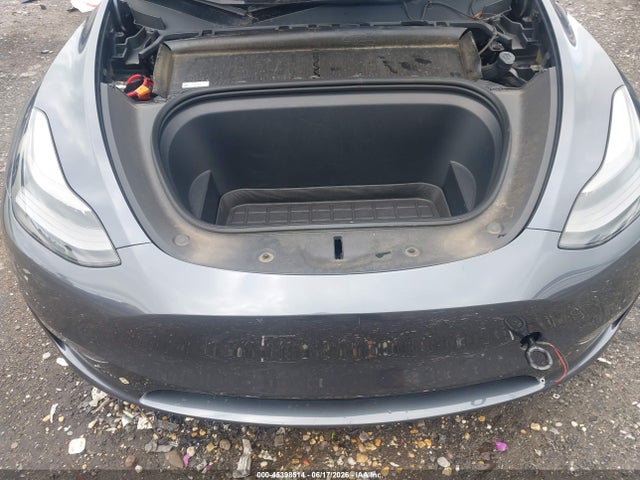 Продажа на аукционе авто 2023 Tesla Model Y Awd/long Range Dual Motor All-wheel Drive, vin: 7SAYGDEE9PF710555, номер лота: 45398514