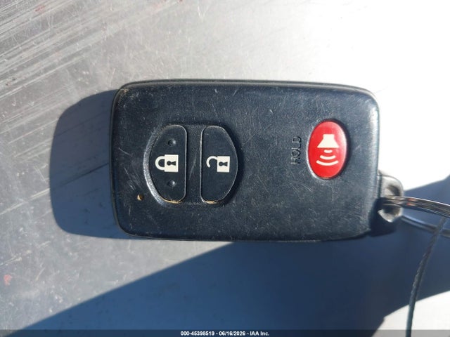 45398519 :رقم المزاد ، JTDKN3DU3B0259349 vin ، 2011 Toyota Prius Three مزاد بيع