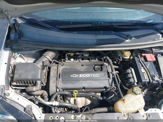 45398526 :رقم المزاد ، 1G1JC6SGXF4101162 vin ، 2015 Chevrolet Sonic Lt Auto مزاد بيع